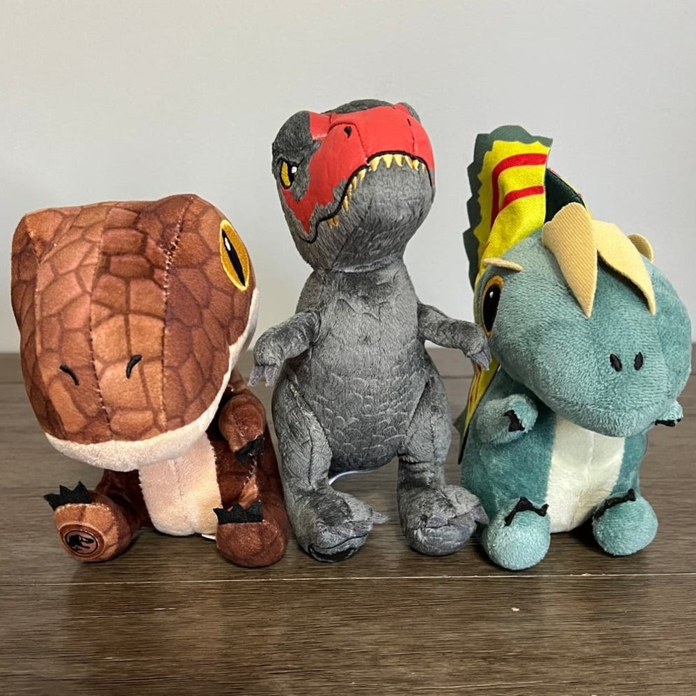 Jurassic World Dominion Plush Set of 3 Dinosaur Giganotosaurus T-Rex Stuffed Toy